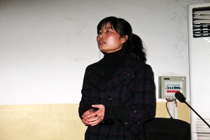 章荣丽老师在讲课